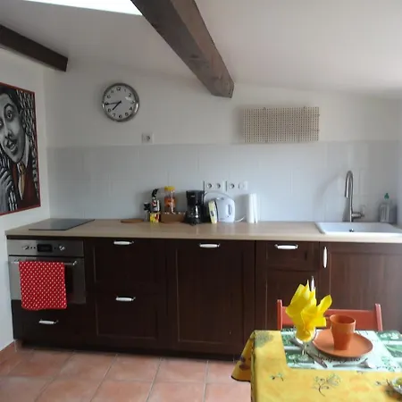 Panier 1930 Apartment